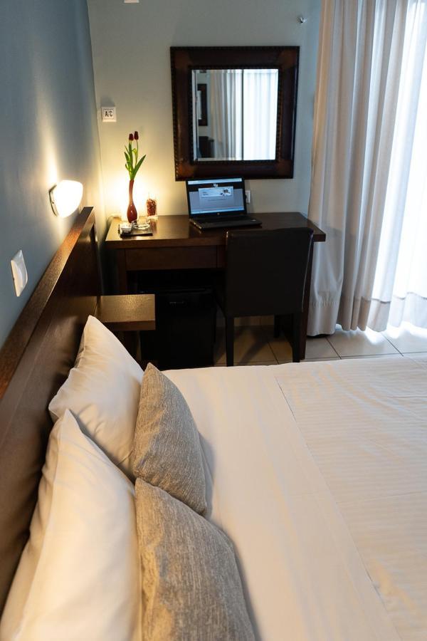 אתונה Hotel Hill מראה חיצוני תמונה